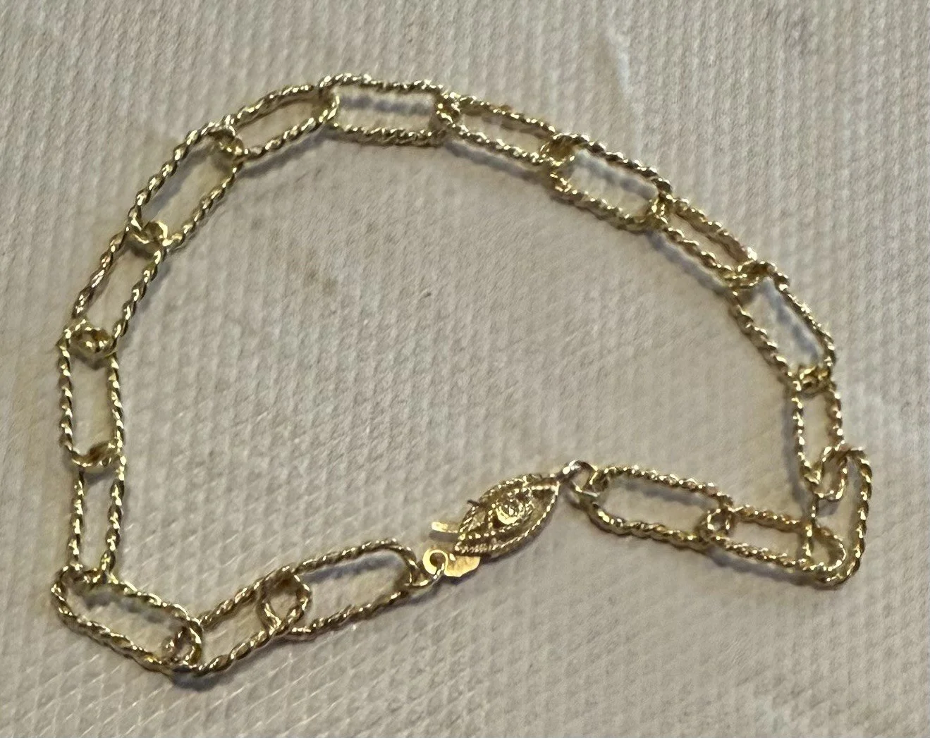 Bracelet 2.jpg