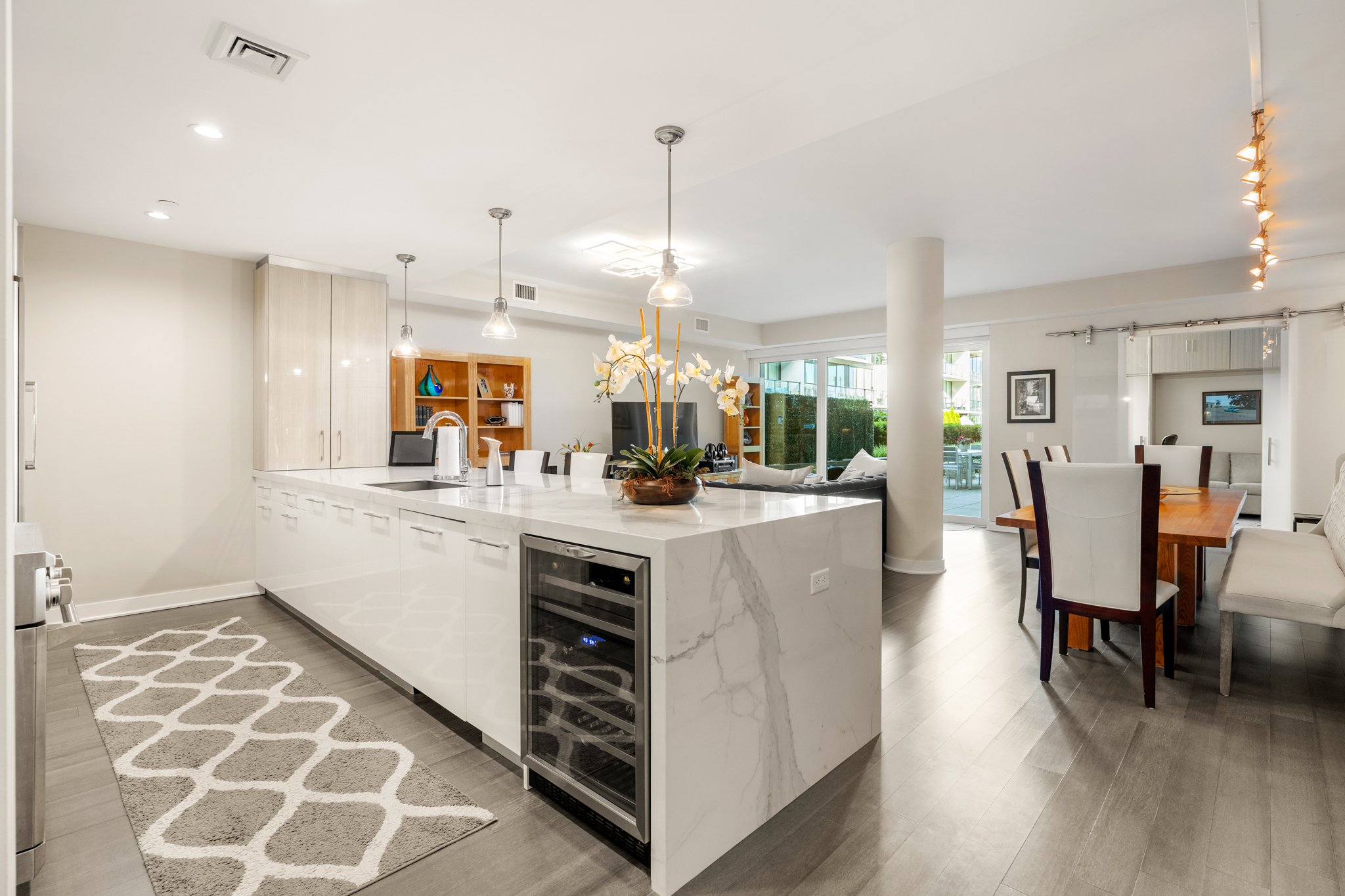 Kitchen Living.jpg