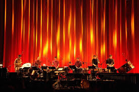 Du reste, un fil de sable for percussion quartet and electronics (premiere)