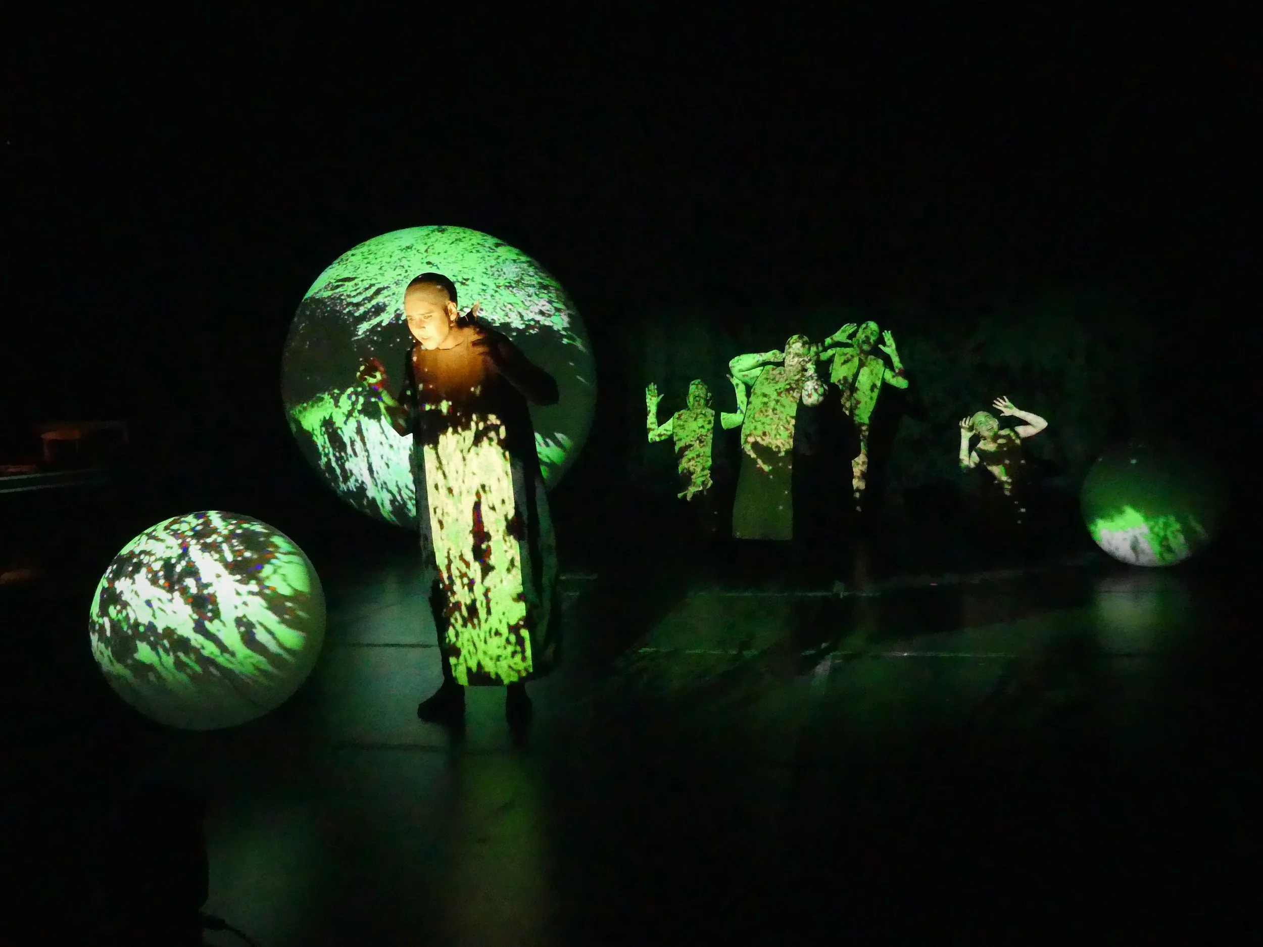 A Laugh To Cry •&nbsp;conversa com o compositor 