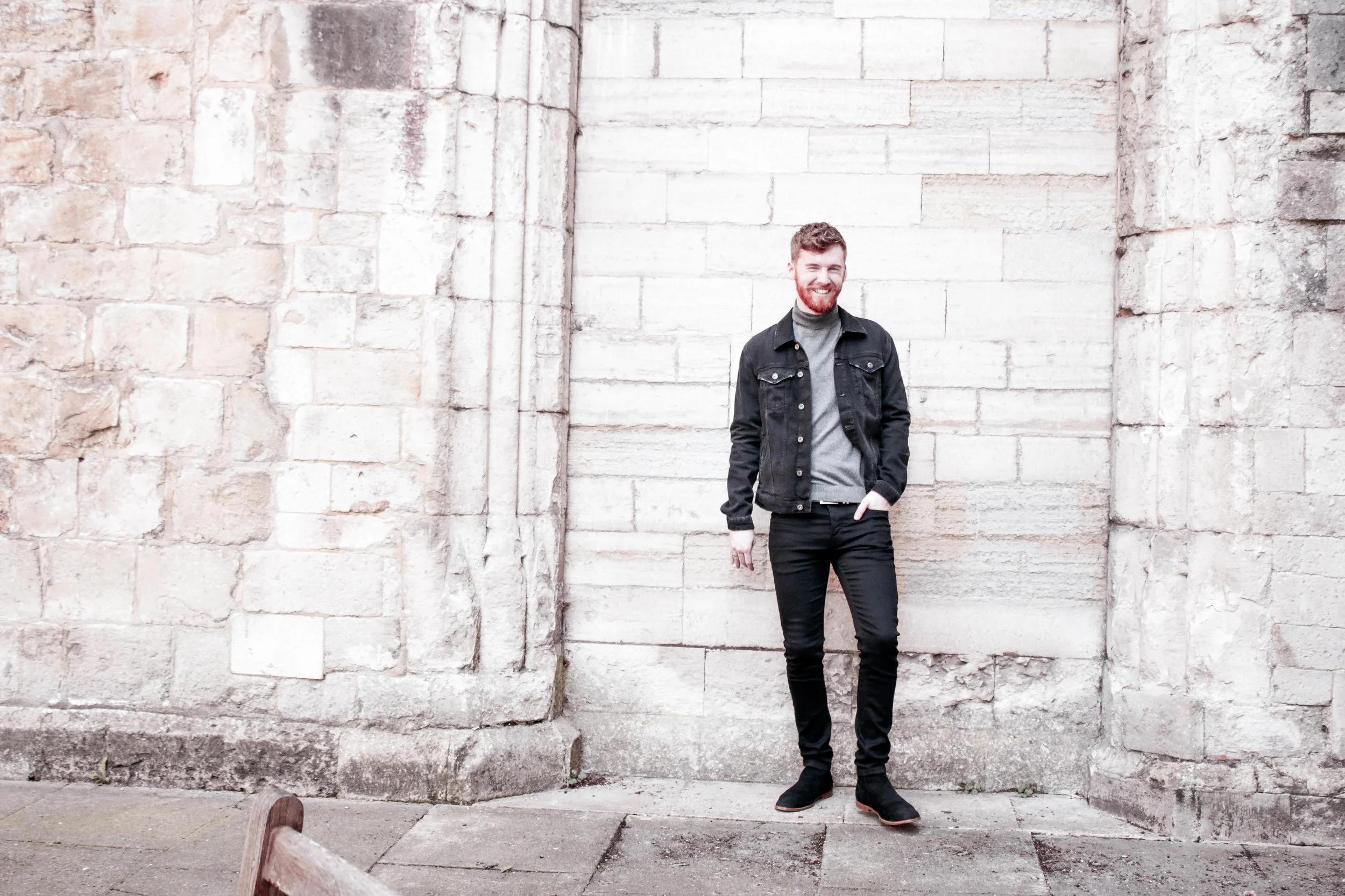  PHOTO BY KATIE MULLENDER 