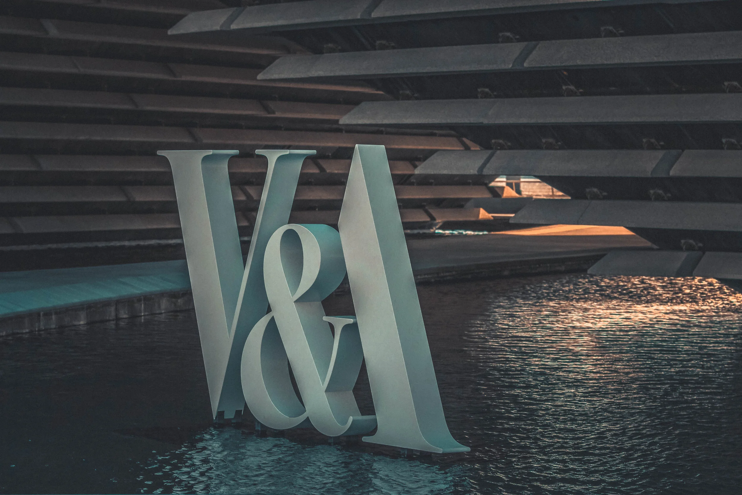 V&A 2.jpg
