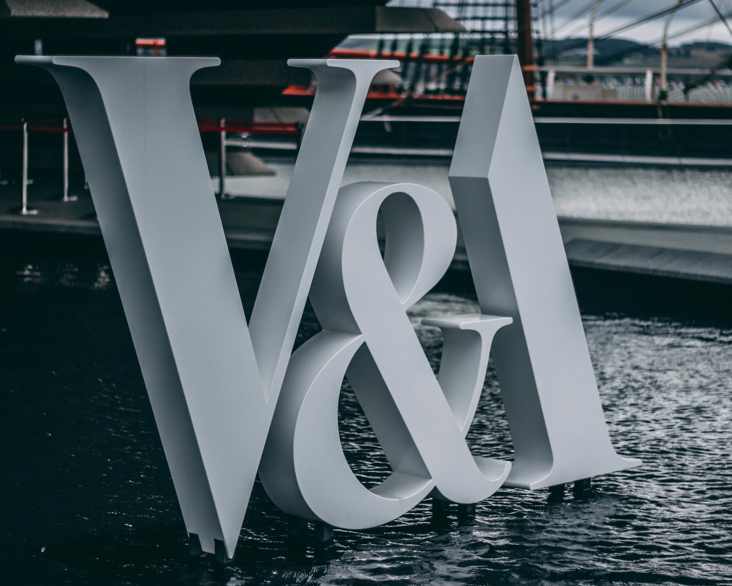 logo left.jpg