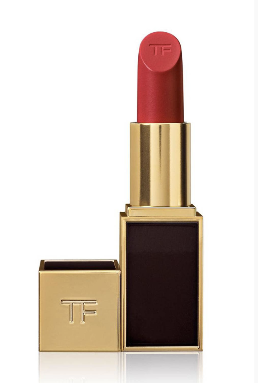 TOM FORD’S CREAMY RED SENSATION. www.tomford.com