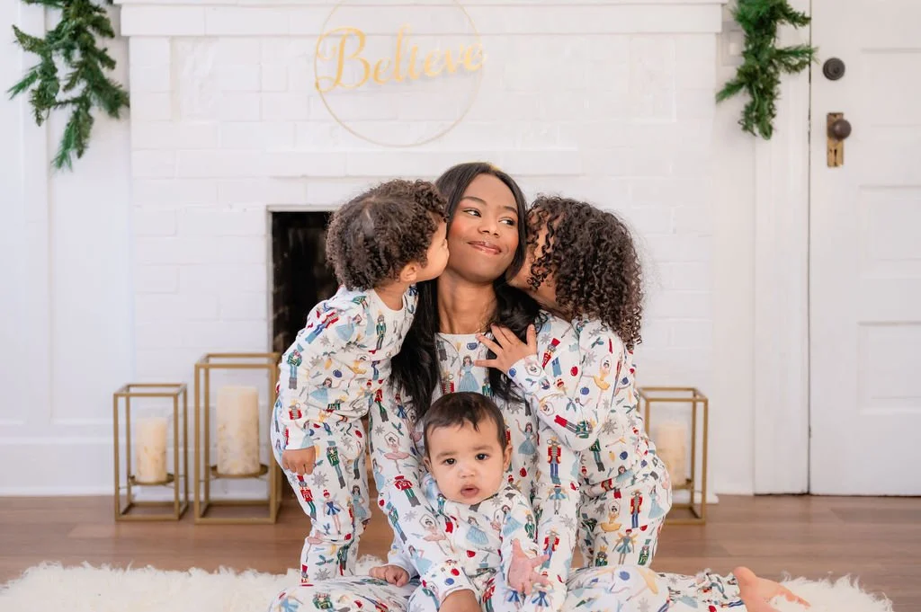 cozy-family-portraits-marin-county..jpg