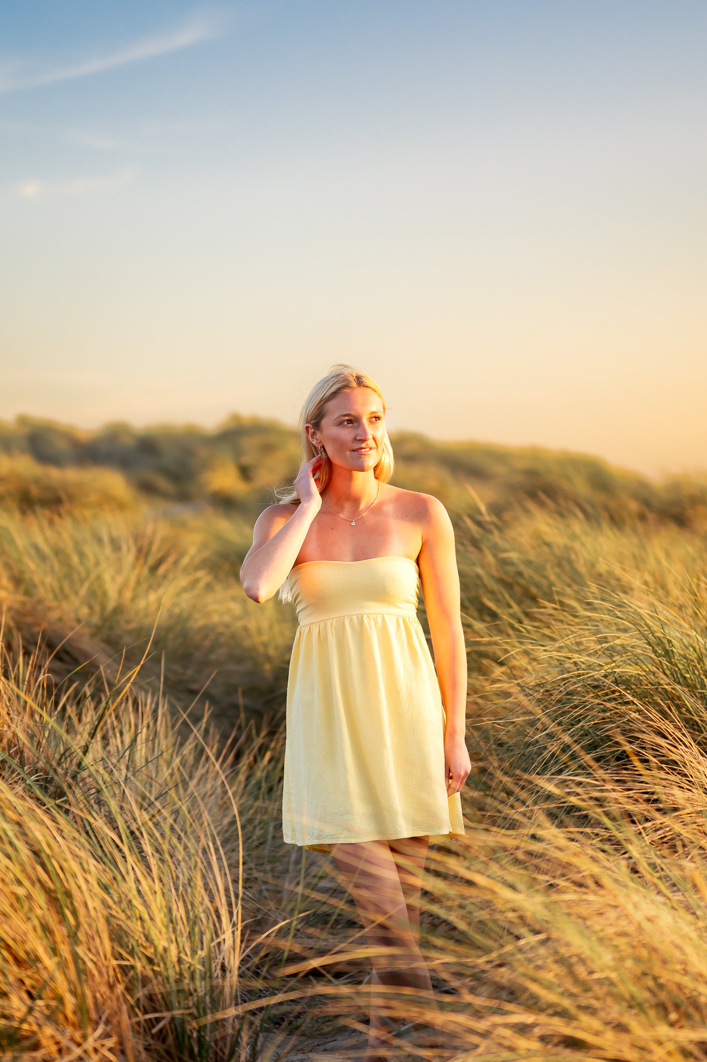 Senior Photos That Stop the Scroll: Making Your Graduate Stand Out on Social Media