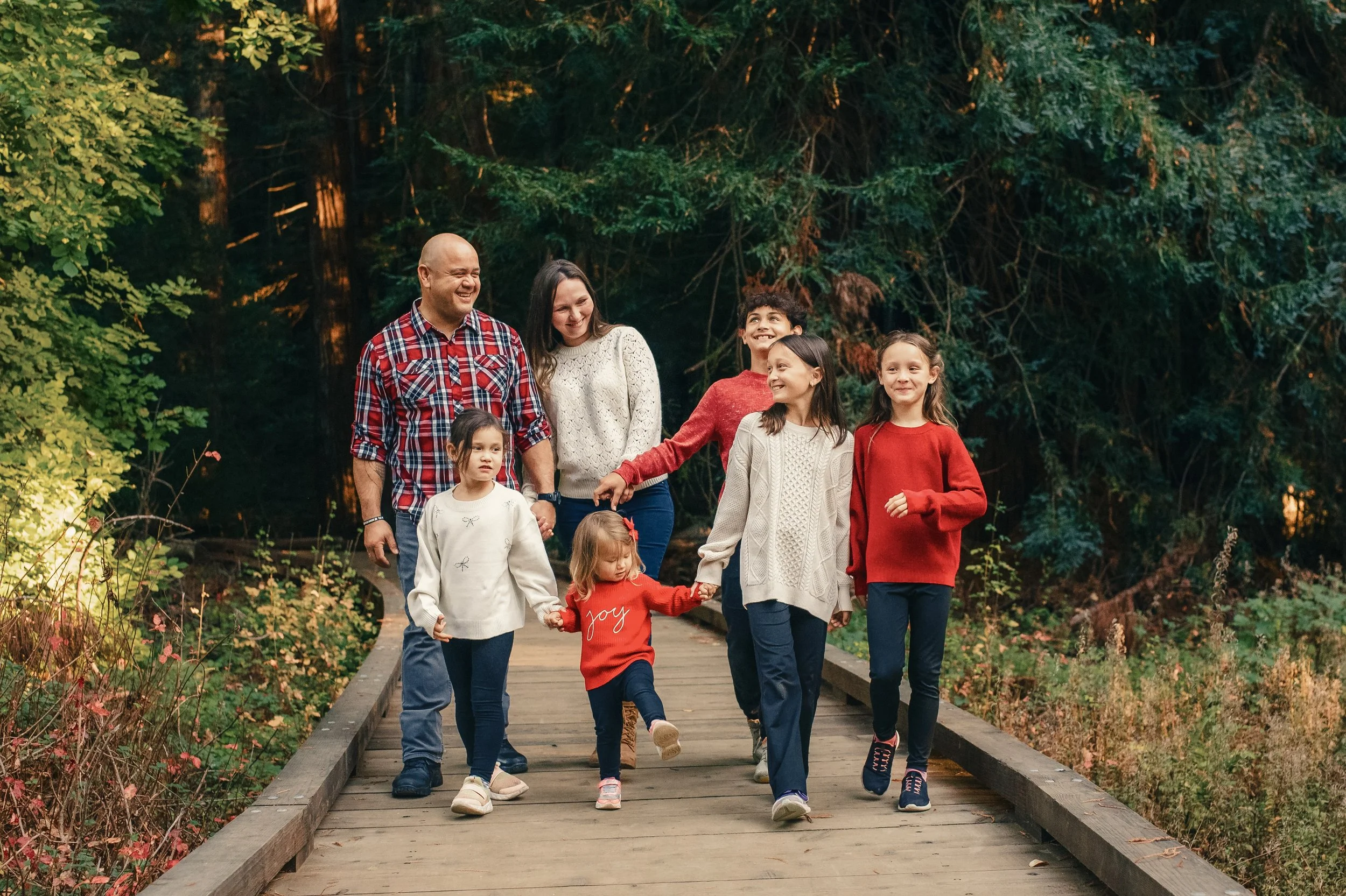 Fall family photos at  Roy's Redwoods in November.