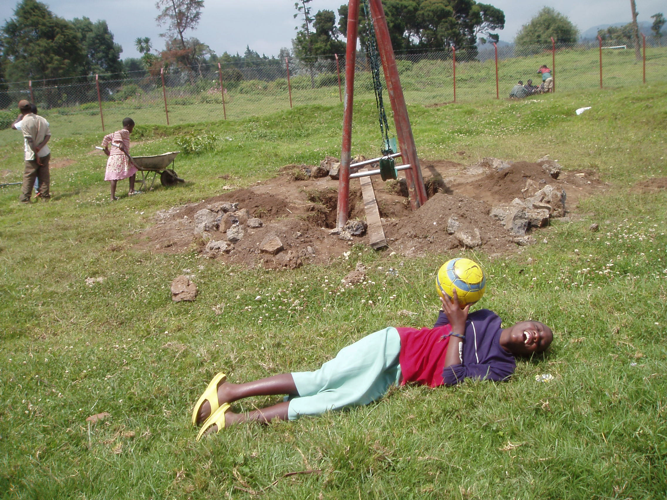 DUSABIMANA_2005_B2.jpg