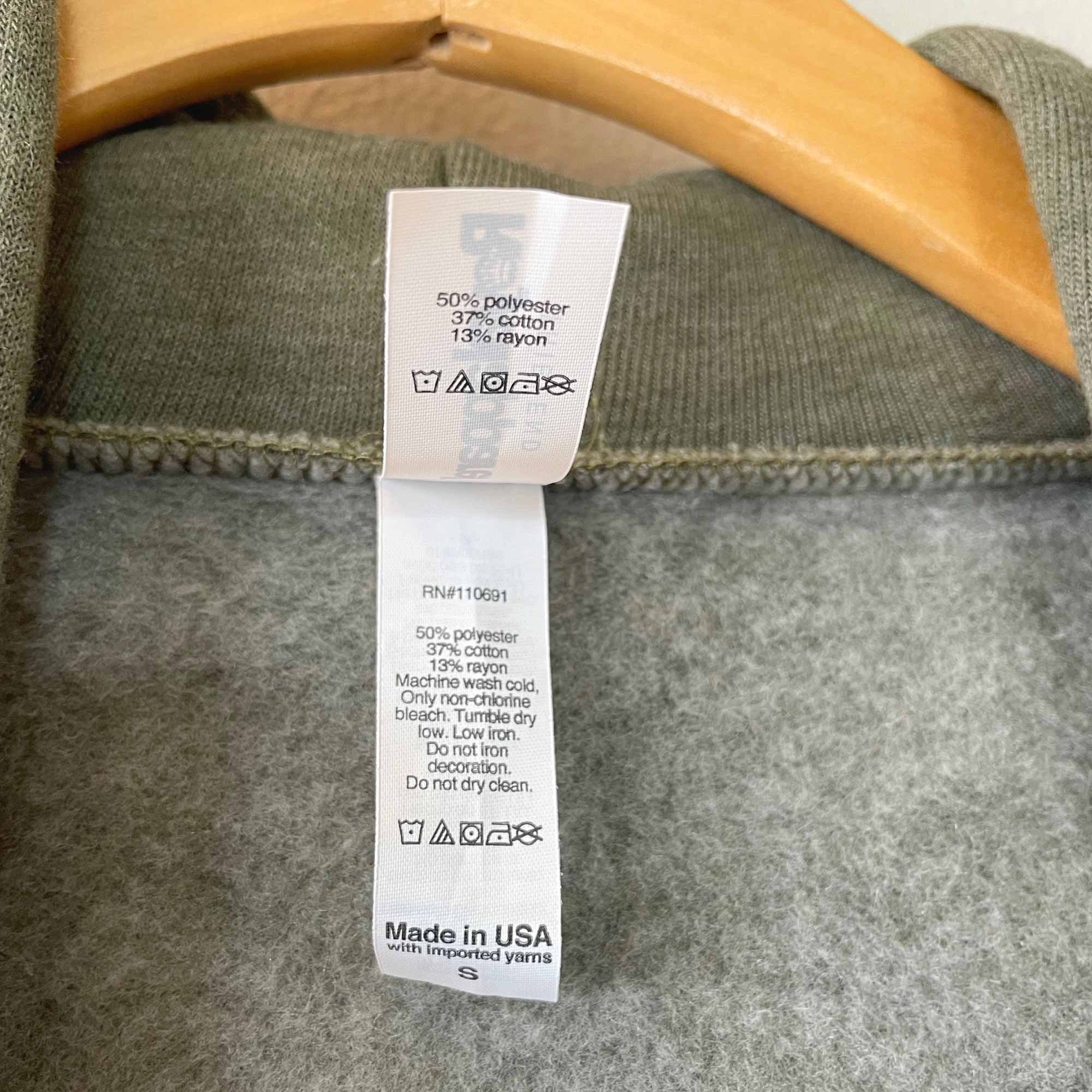 LakeArrowhead_SWeatshirt_NeckLabel.jpg