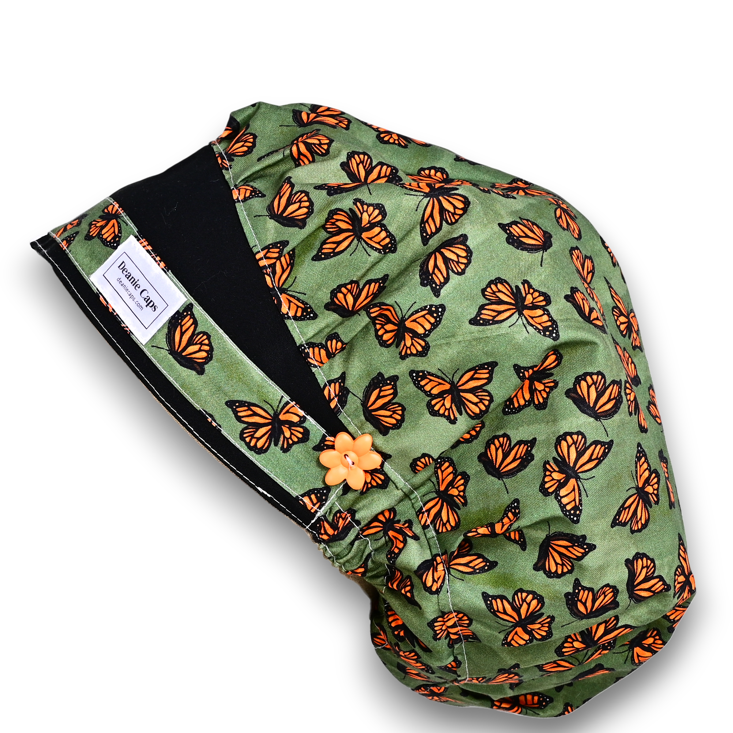 Monarchs in Motion / Bonnet