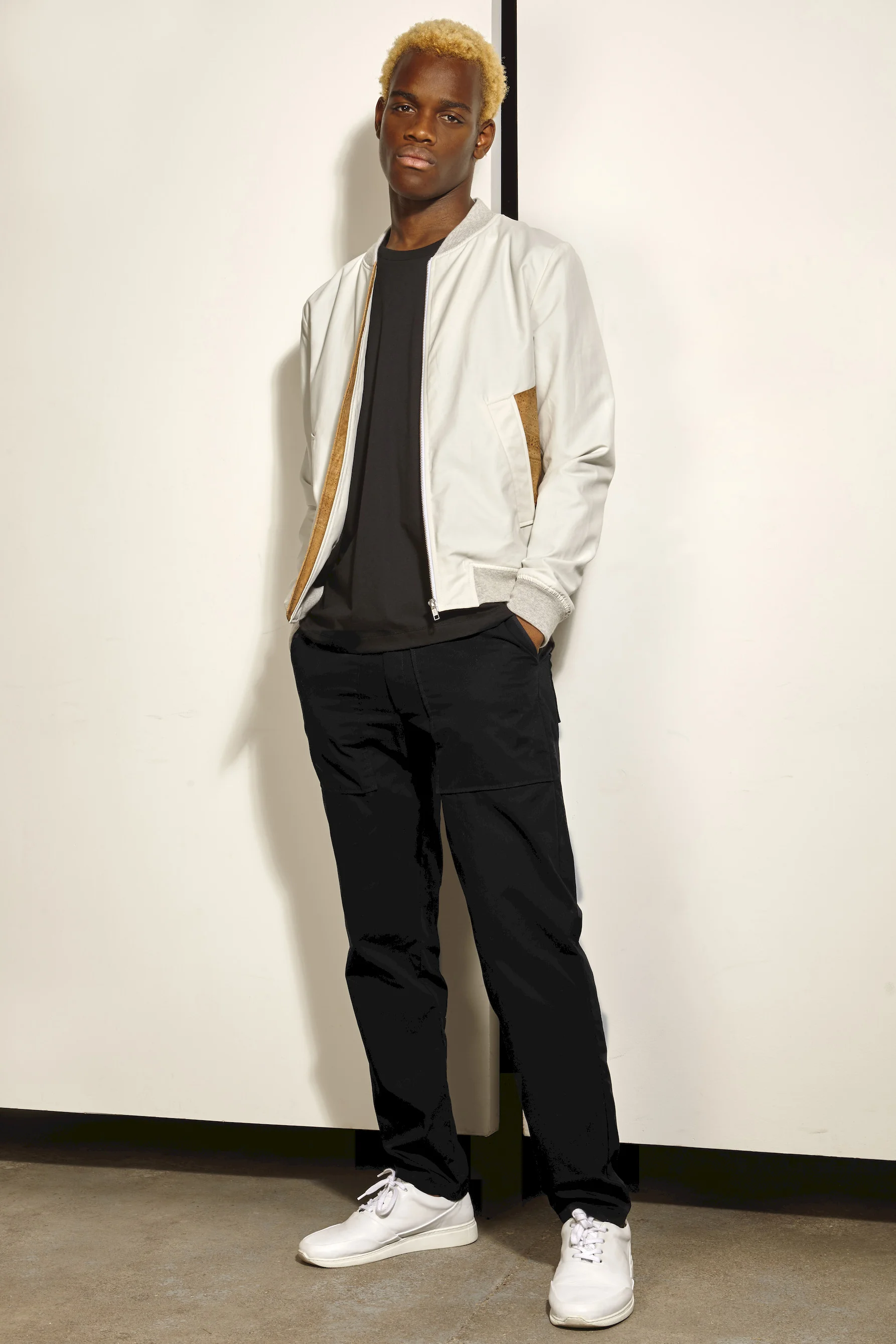 Bomber Jacket White & Pant Work Black_resultat.jpg