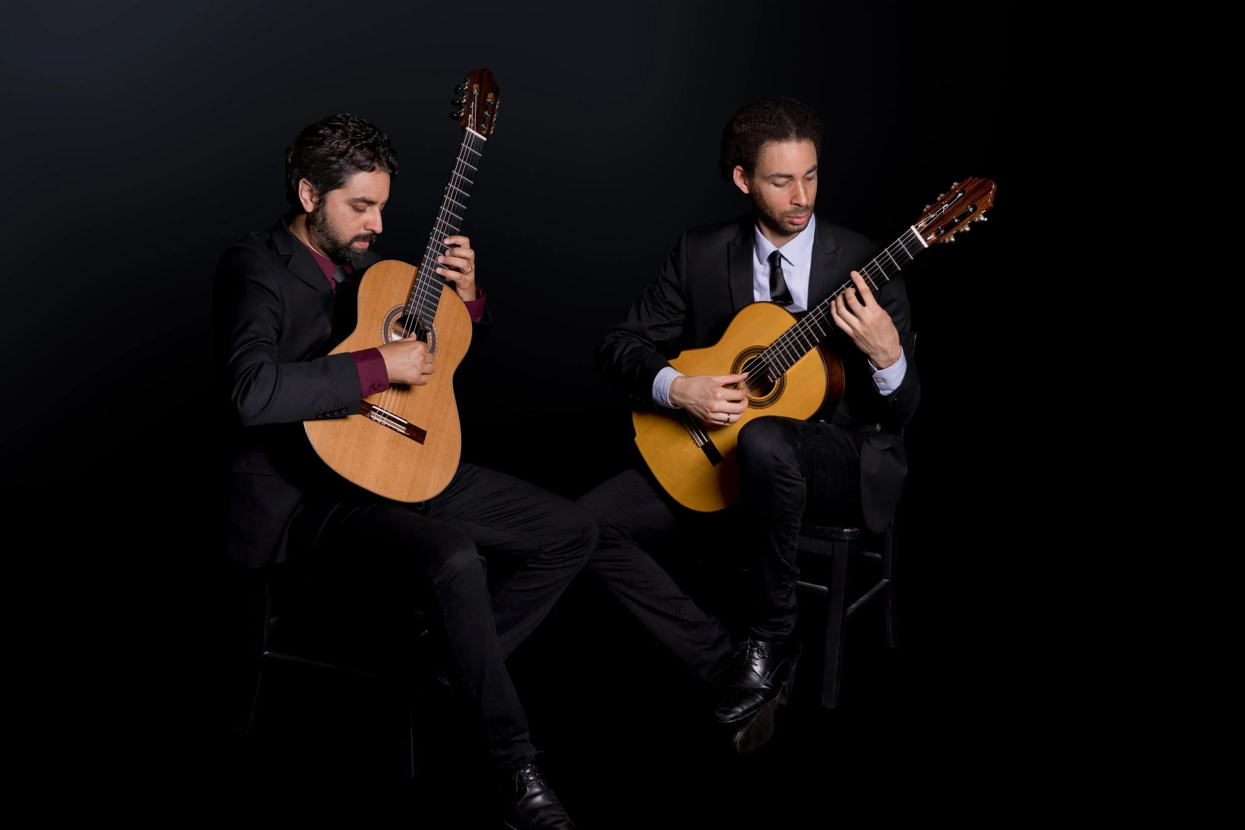 Duo Noire - April 10