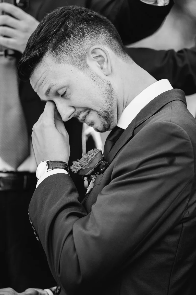 groom-photos-ceremony.jpg