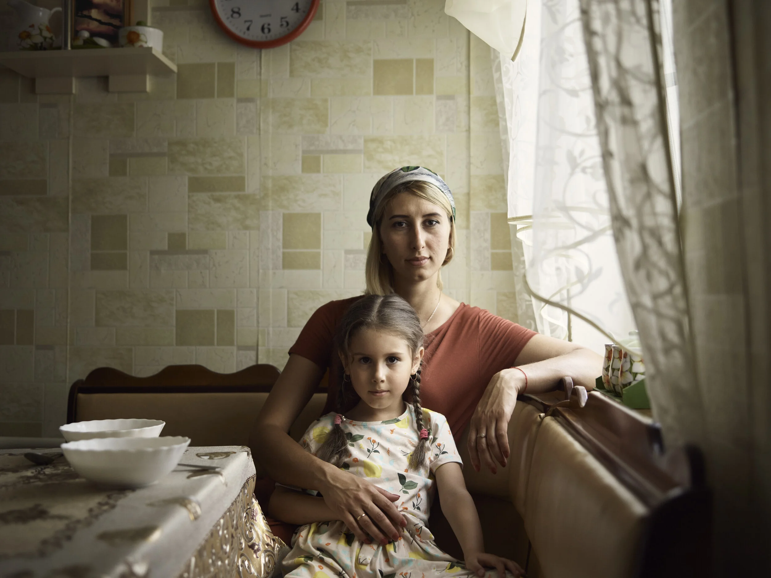 DUP_72908_017C1_Mother_Daughter_Home_rgb.jpg