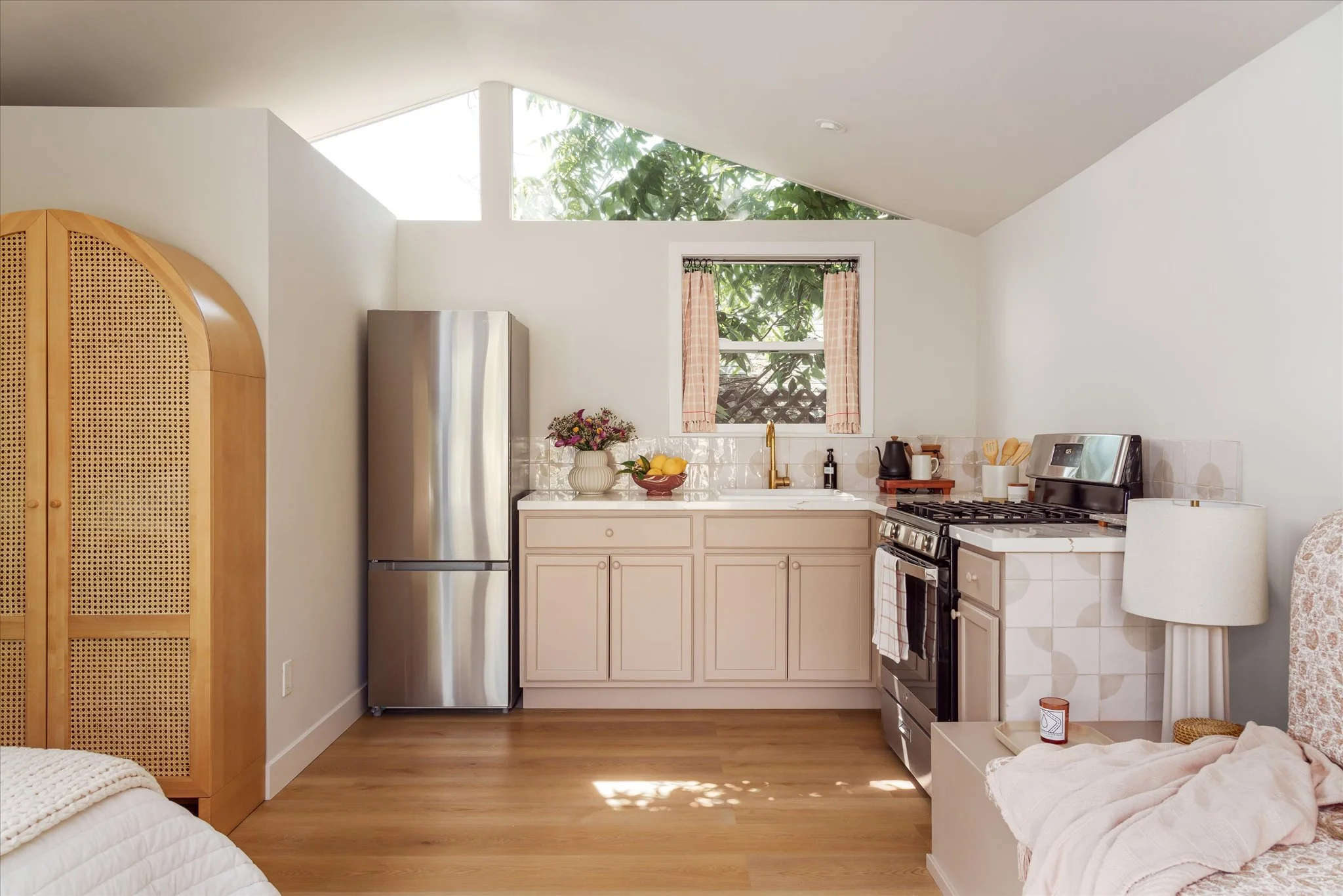 01-826_Waterloo_Street-01.jpg