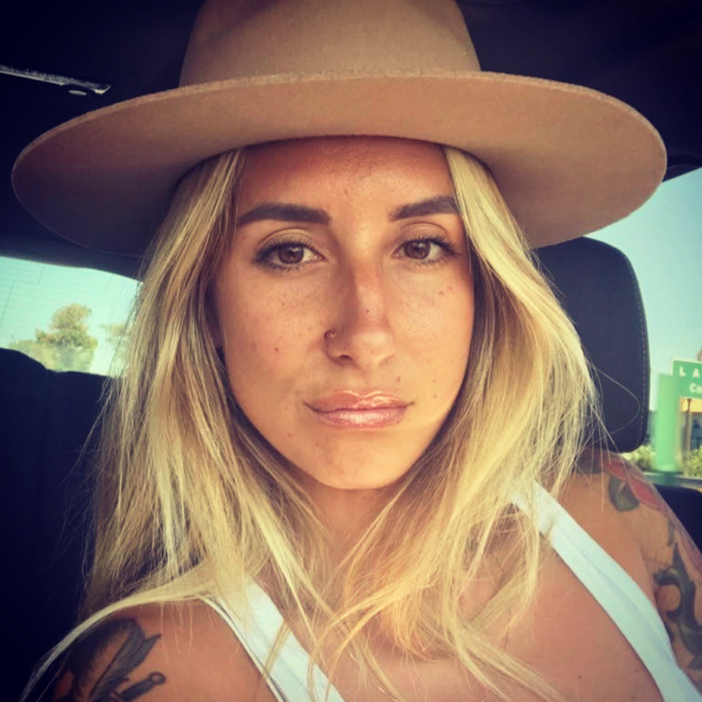 Nicole.jpg