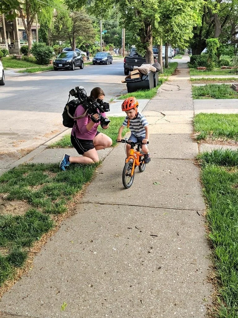 Liam riding his bike to school and getting some media attention in the process. Full story here: https://www.tonyskansascity.com/2017/12/tkc-exclusive-meet-kansas-city-power.html 