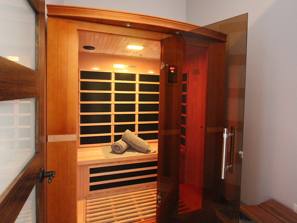 Sauna_0003_Orange.png