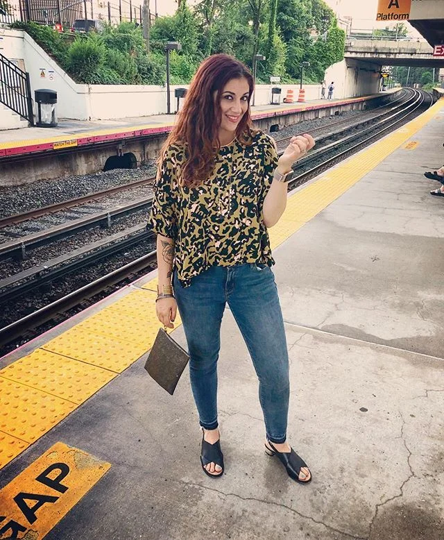 Train track photo shoot! .
.
Hubs and I are heading to Manhattan to meet up with one of my best friends from high school (thanks mom and dad for watching the kids!)
.
.
.
.
.
#ootd #momlife #momblog #nyc #momonthego #datenight #momsofinstagram #momst
