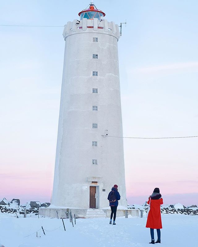 Crazy weather in Reykjav&iacute;k like we have today makes me appreciate sunny days a bit more. One of the nicest winter days I had was when I went on top of the Gr&oacute;tta lighthouse with @jel.ciric and @jamesandrewcoxx to record latest @paradiss