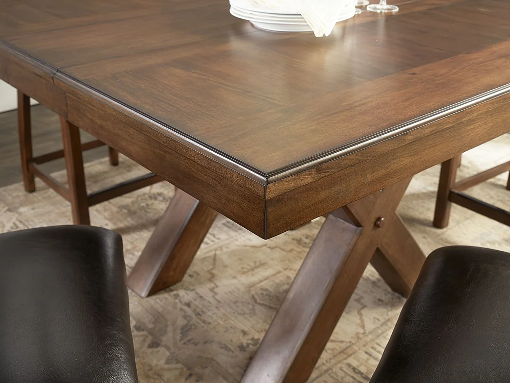 Magnus Dining Collection Northridge Home