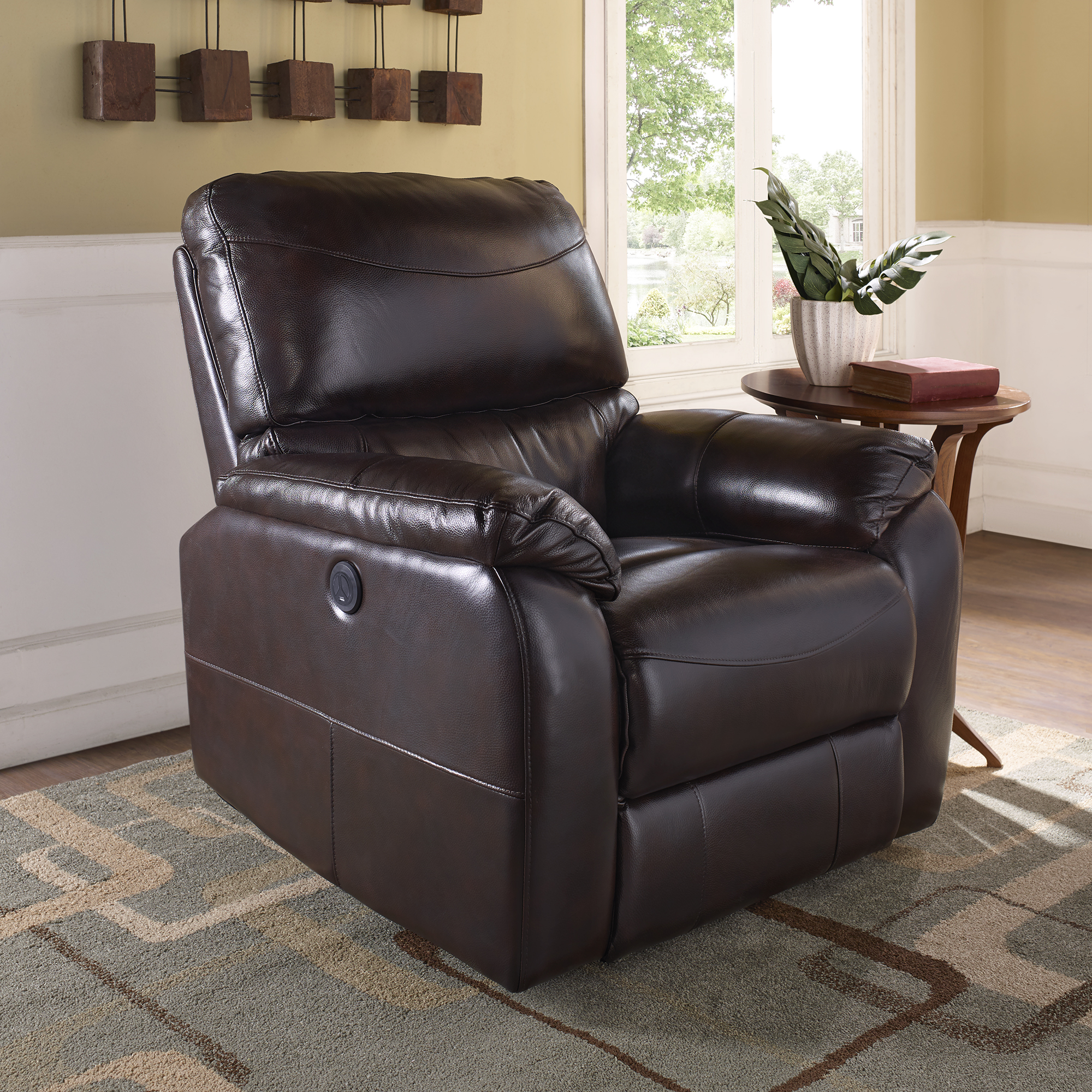 RECLINER-ALT.jpg