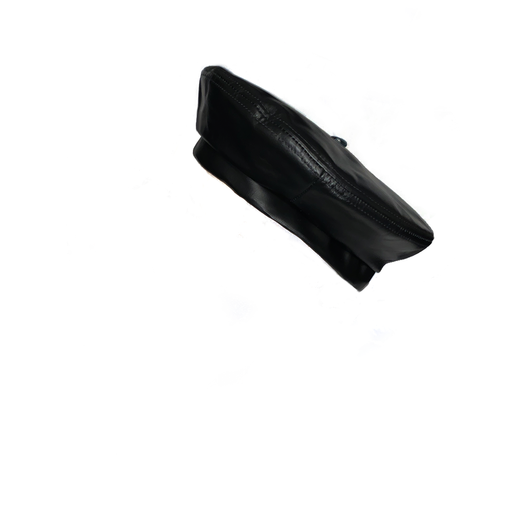 black girl hat wit no bkgrd.png