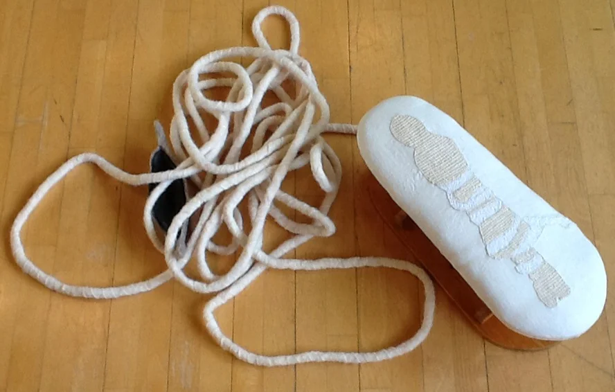 12-ER-Boat+Board.JPG