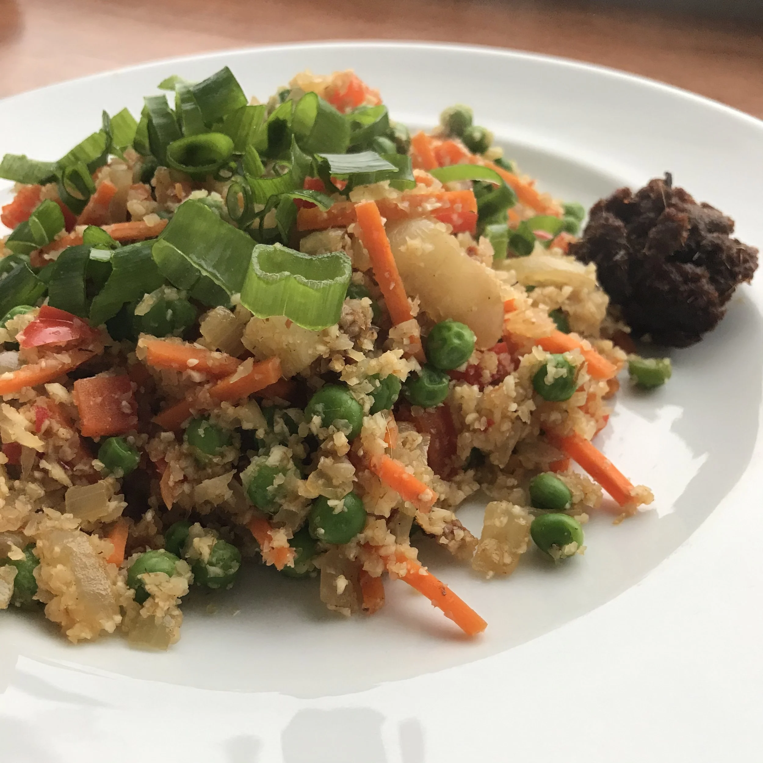 When Leftovers Turn Into Deliciousness...Asian Fried Cauliflower 'Rice'