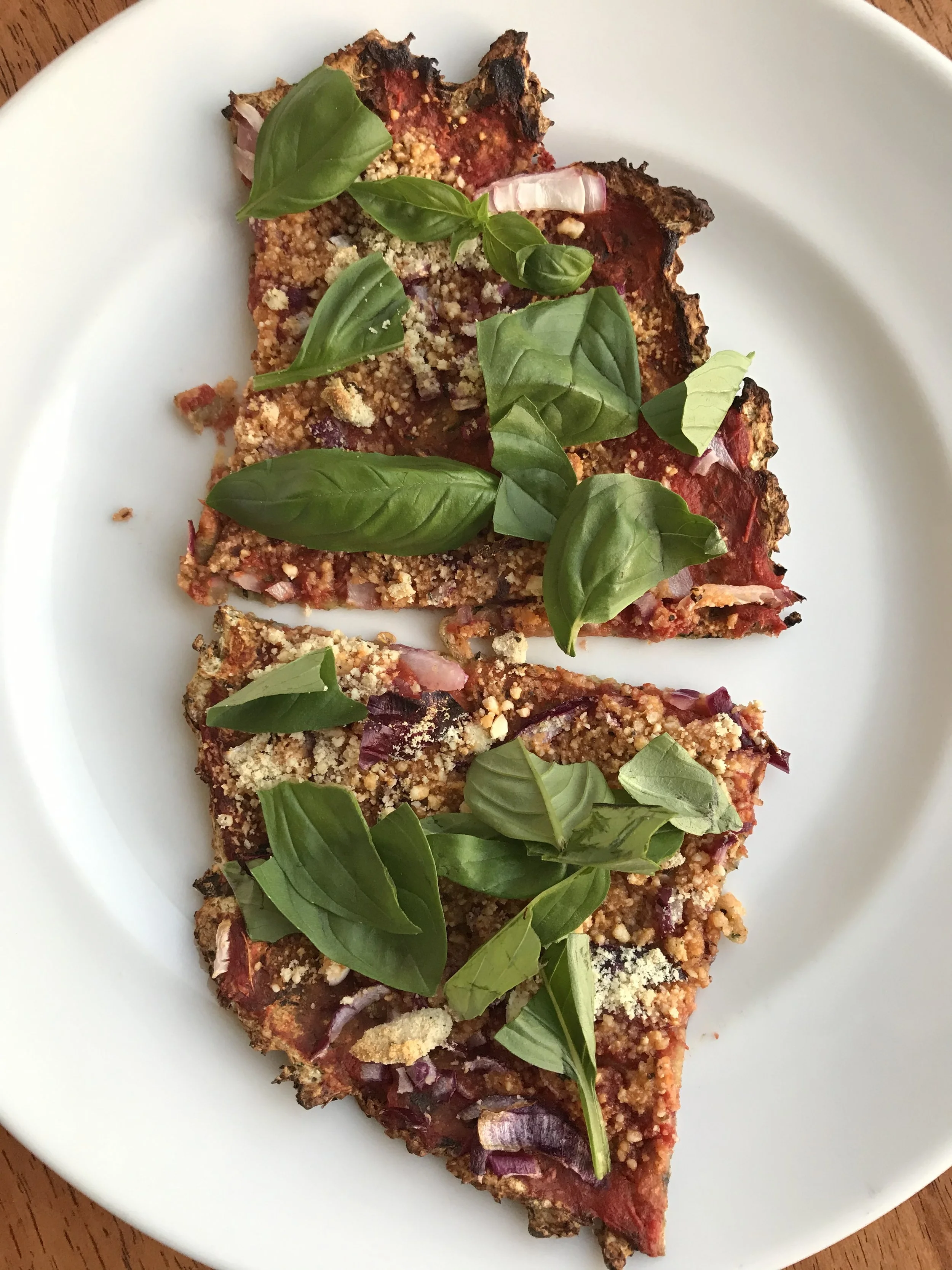 On The Search For A Grain, Yeast And Egg Free Pizza Crust That Tastes Convincing....