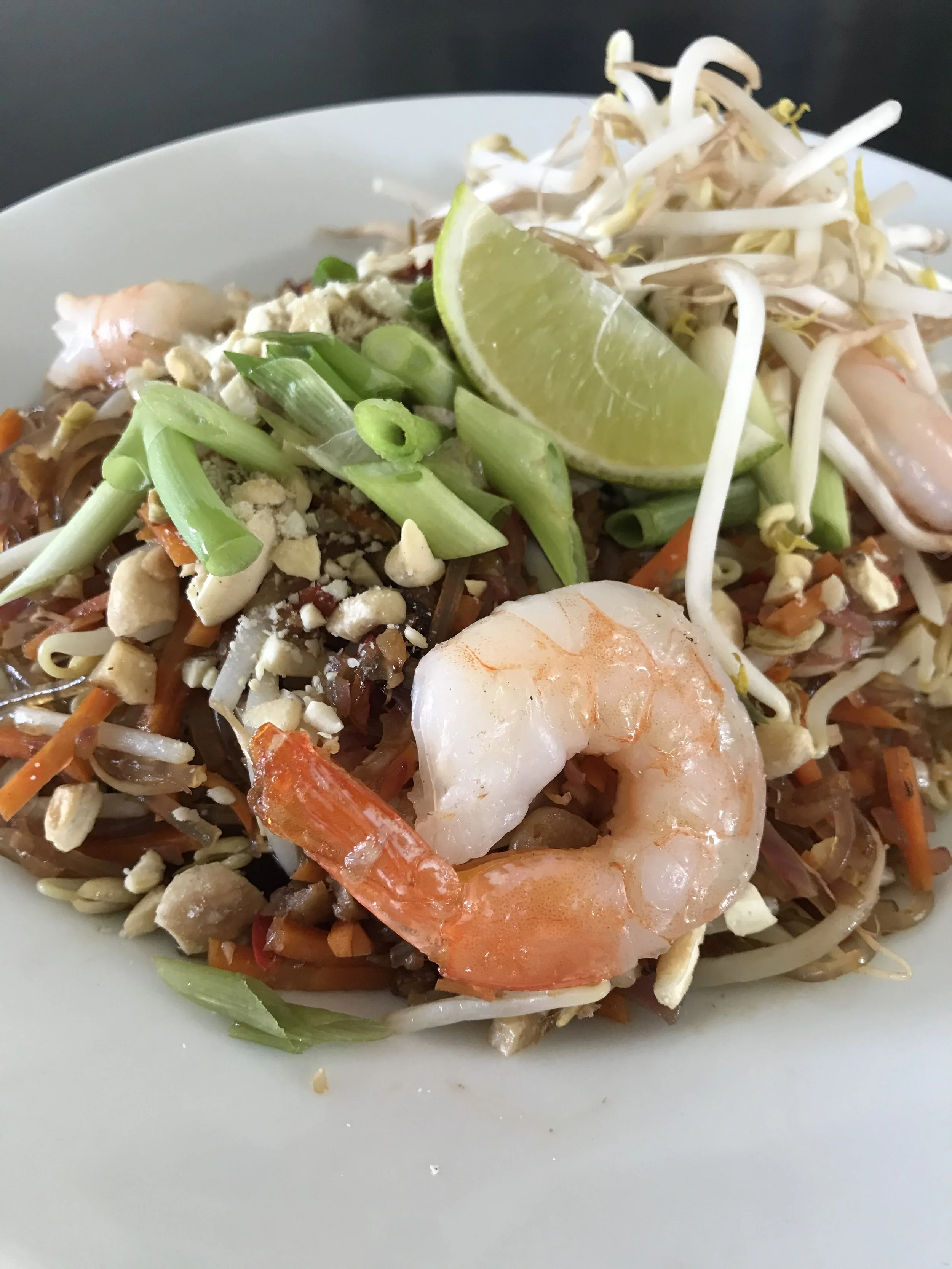 Prawn Pad Thai With No Grains, Peanuts, Eggs or Excessive Fats...Simply Scrumptious!