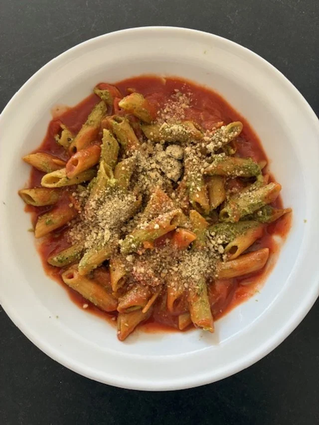 A Sweet, Rich Tomato Sauce To Dress Penne! 