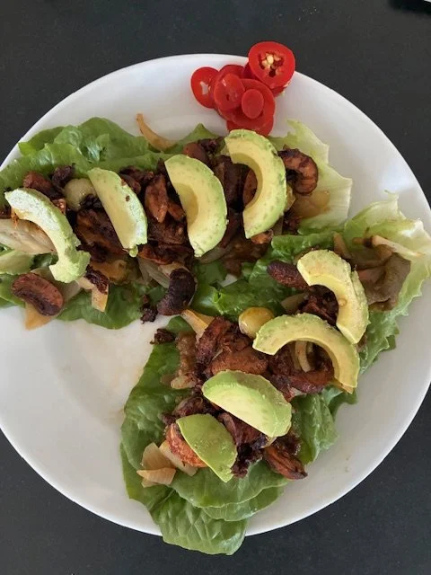 Mushroom Frajitas On Cos Lettuce Leaves For Savoury, Delicious Crunch!