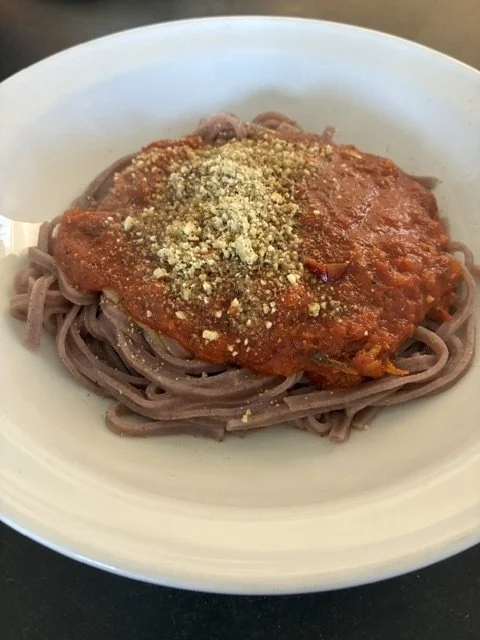 Pasta With Spiced Mackerel And Tomato Sauce For A Rich, Filling Meal!