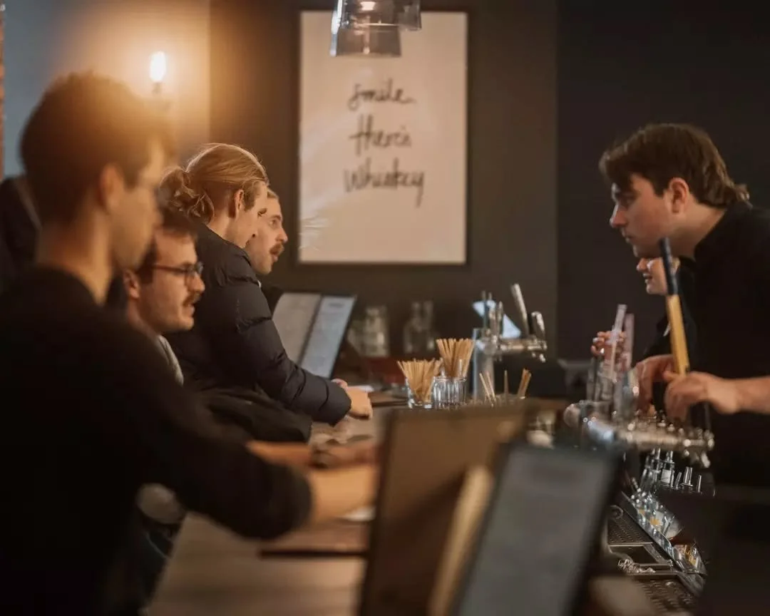 Scratch the post-lecture-debrief, here is where the real conversations happen.

One mate&rsquo;s explaining the assignment they definitely haven&rsquo;t started.
Another&rsquo;s reliving last weekend's footy game.
An our team will be nodding along li