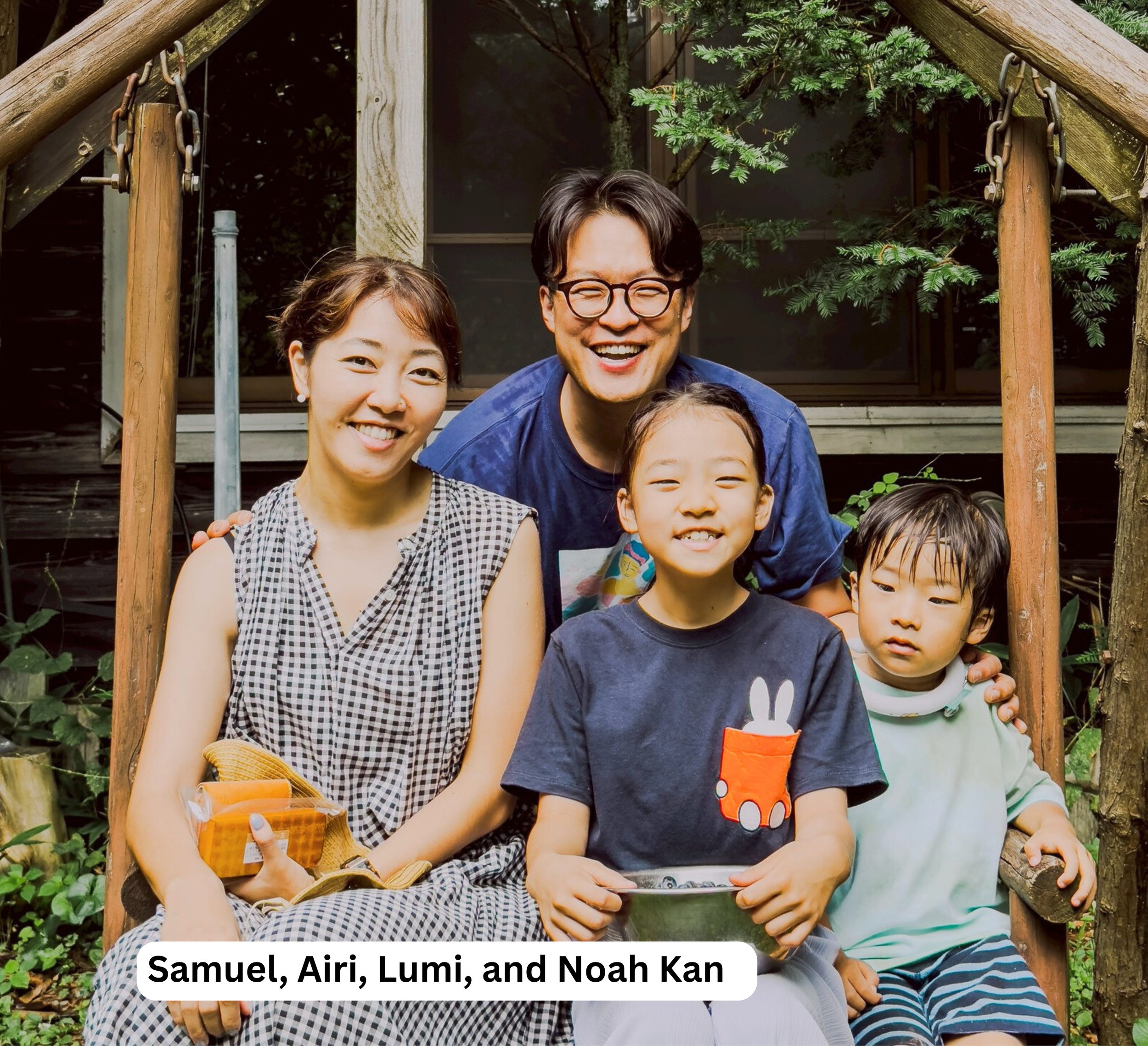 Samuel Kan + fam.png
