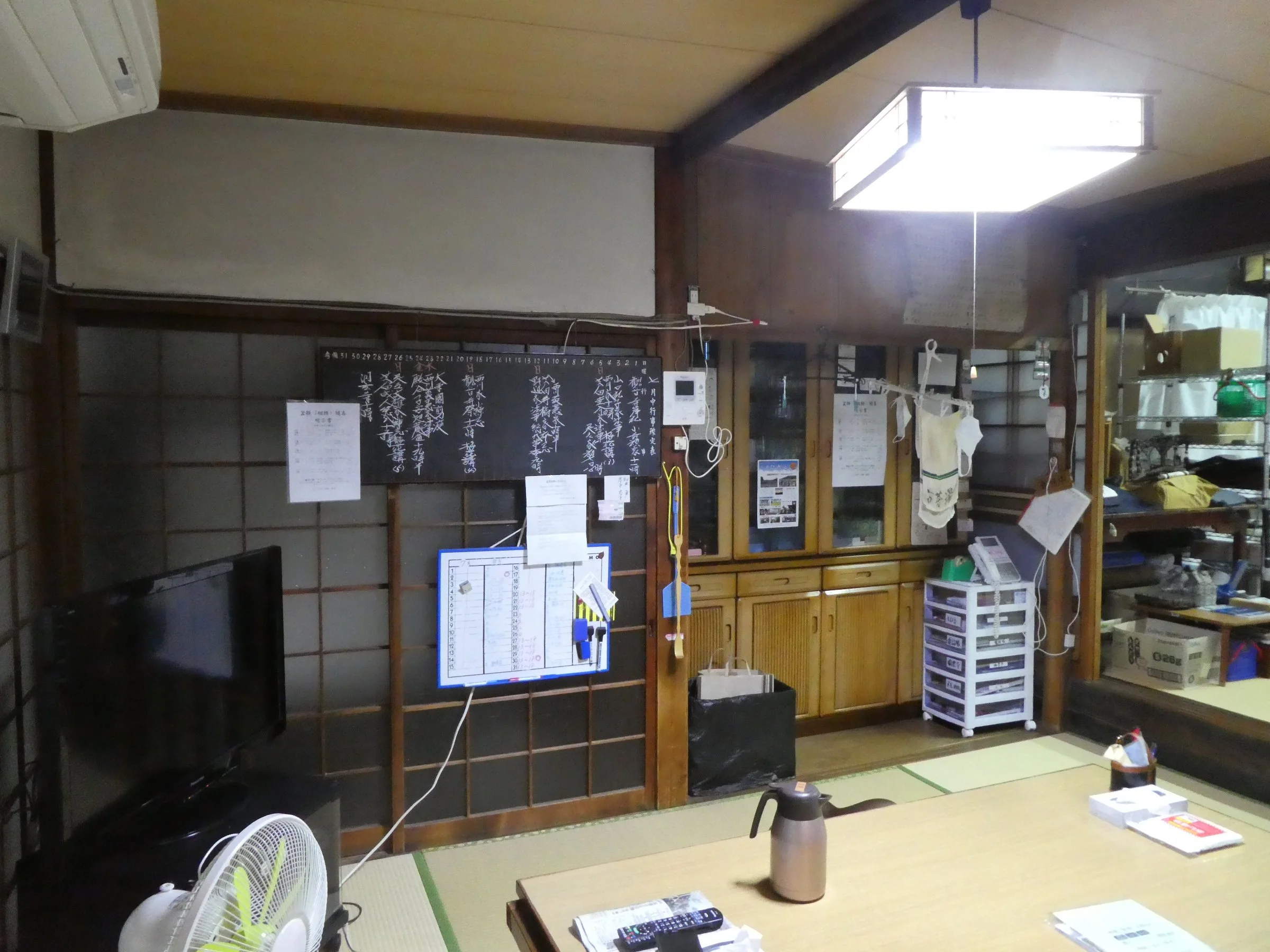 居間（西面）