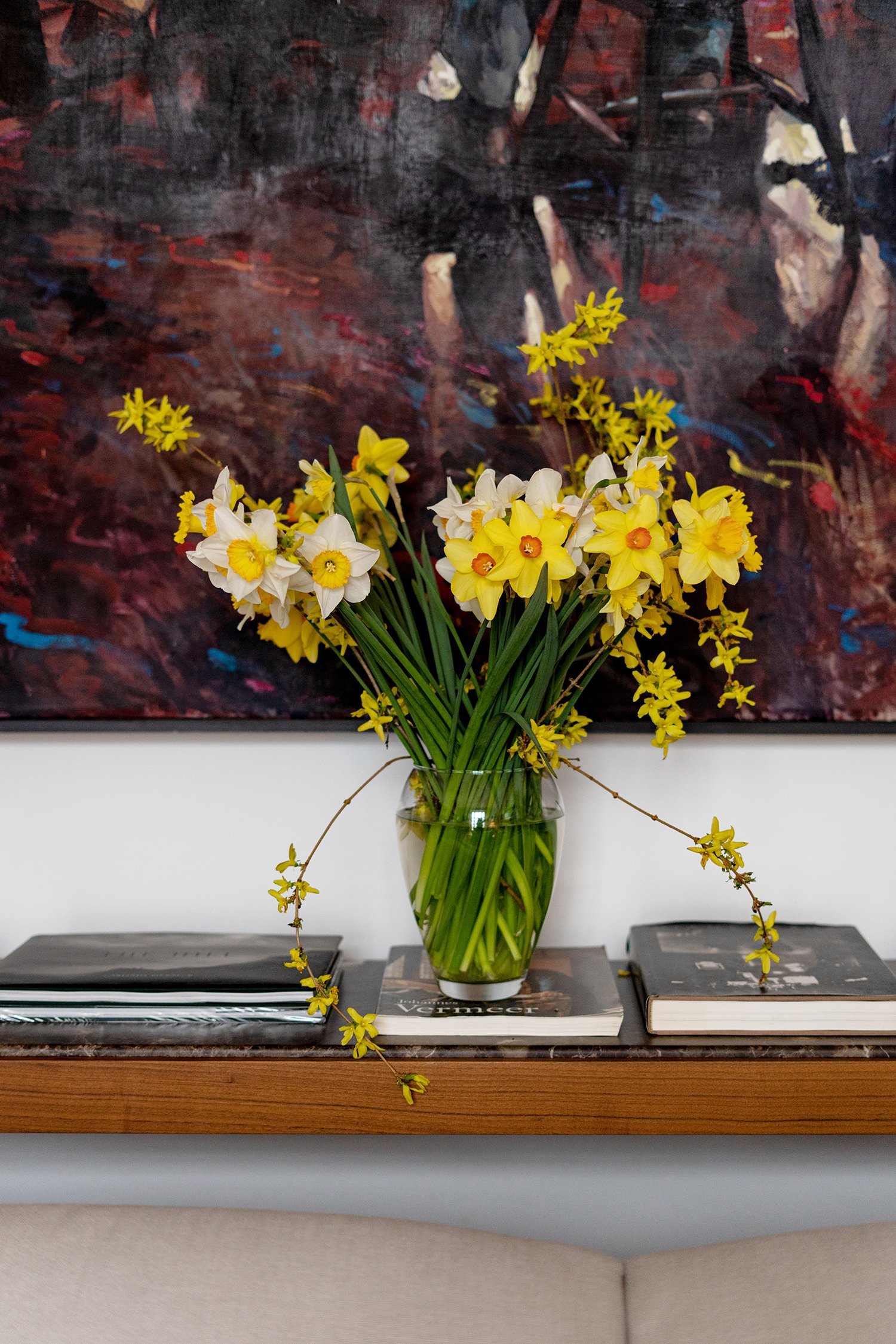 One Fine Stay UK Easter 2023 flowers.jpg