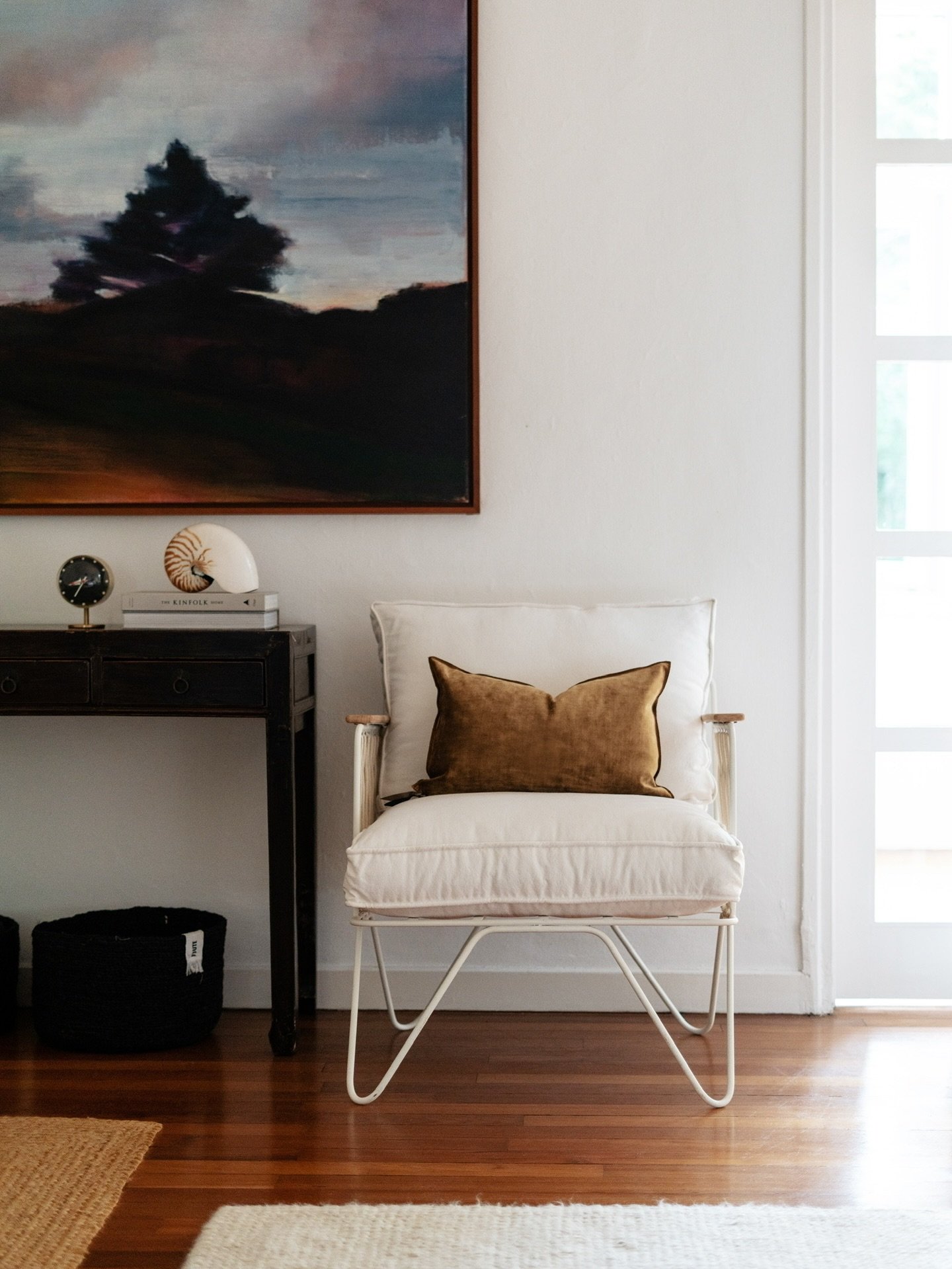 This mornings rain had me waking up grateful for all the simple things in life. A cosy comfy bed, a roof over my head, a hot cup of tea, people in my life that love me. I honestly think of these things so often. These simple luxuries that are not to 