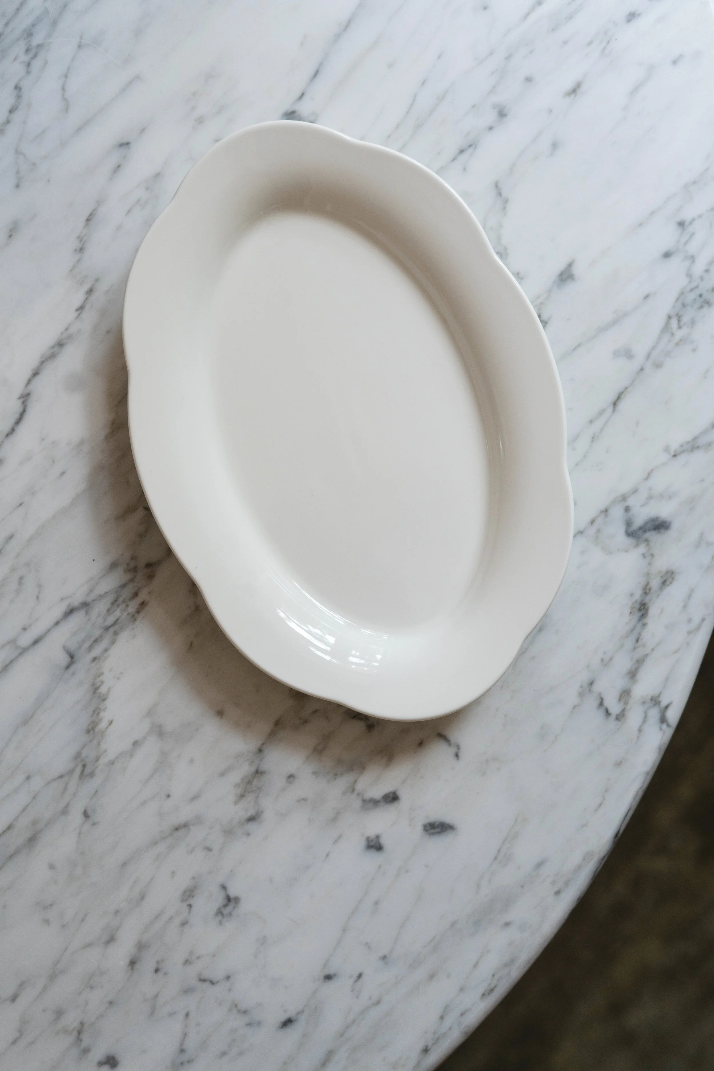 Serax Oval Platter on Marble Table.jpg