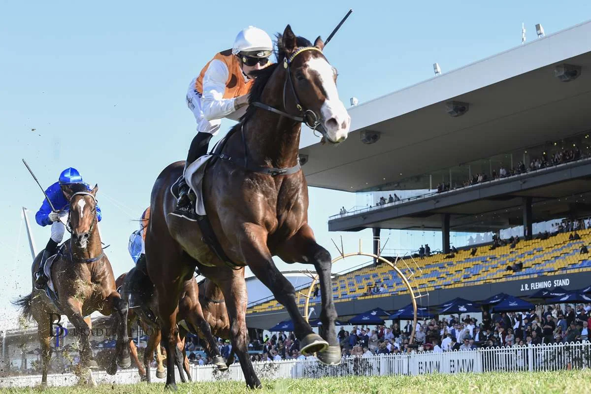 Image courtesy Bradley Photographers - Josh Parr wins The Rosebud on Menari 2018.