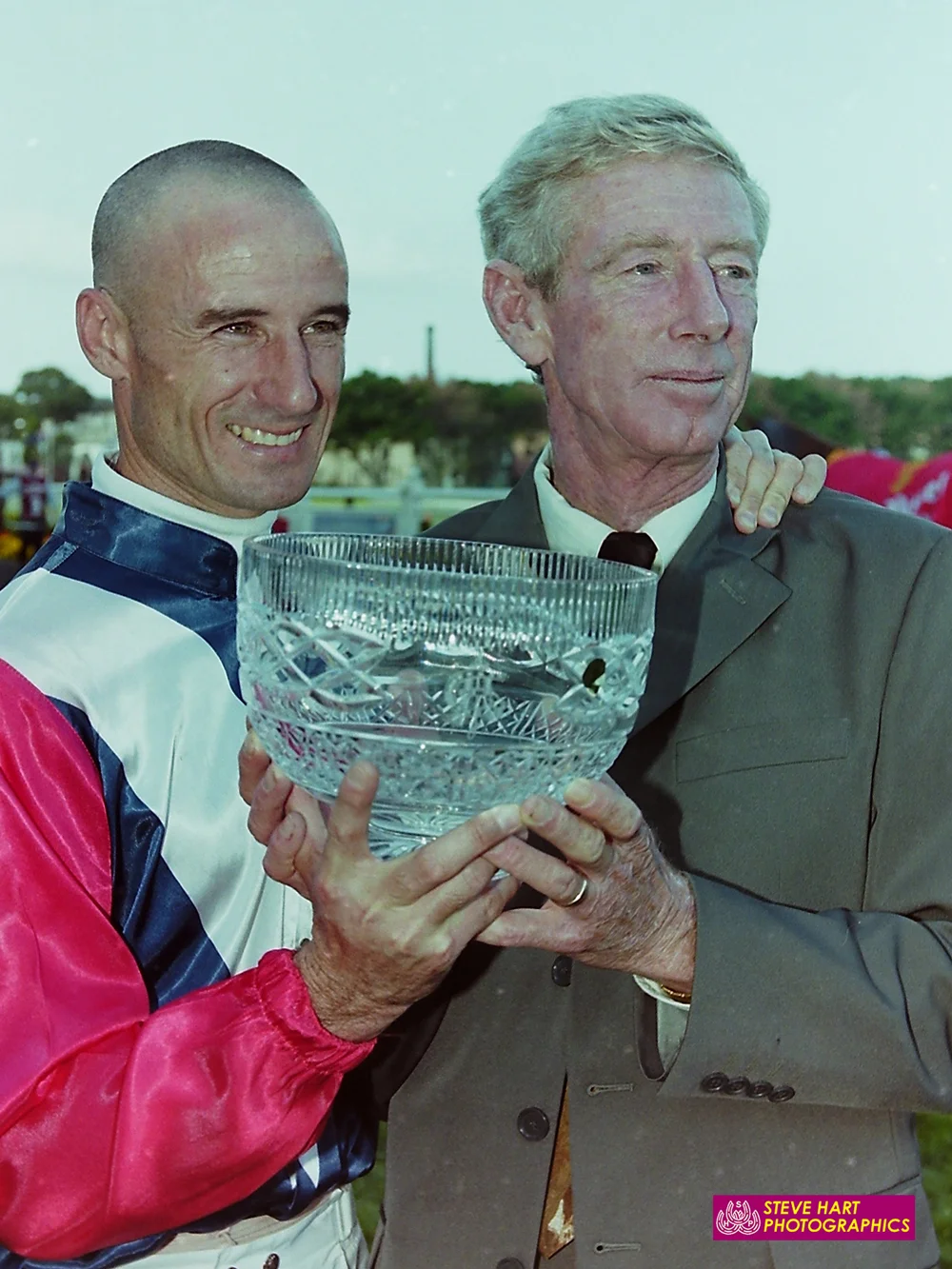 Image courtesy Steve Hart Photographics - Garry with the super cool Glen Boss.