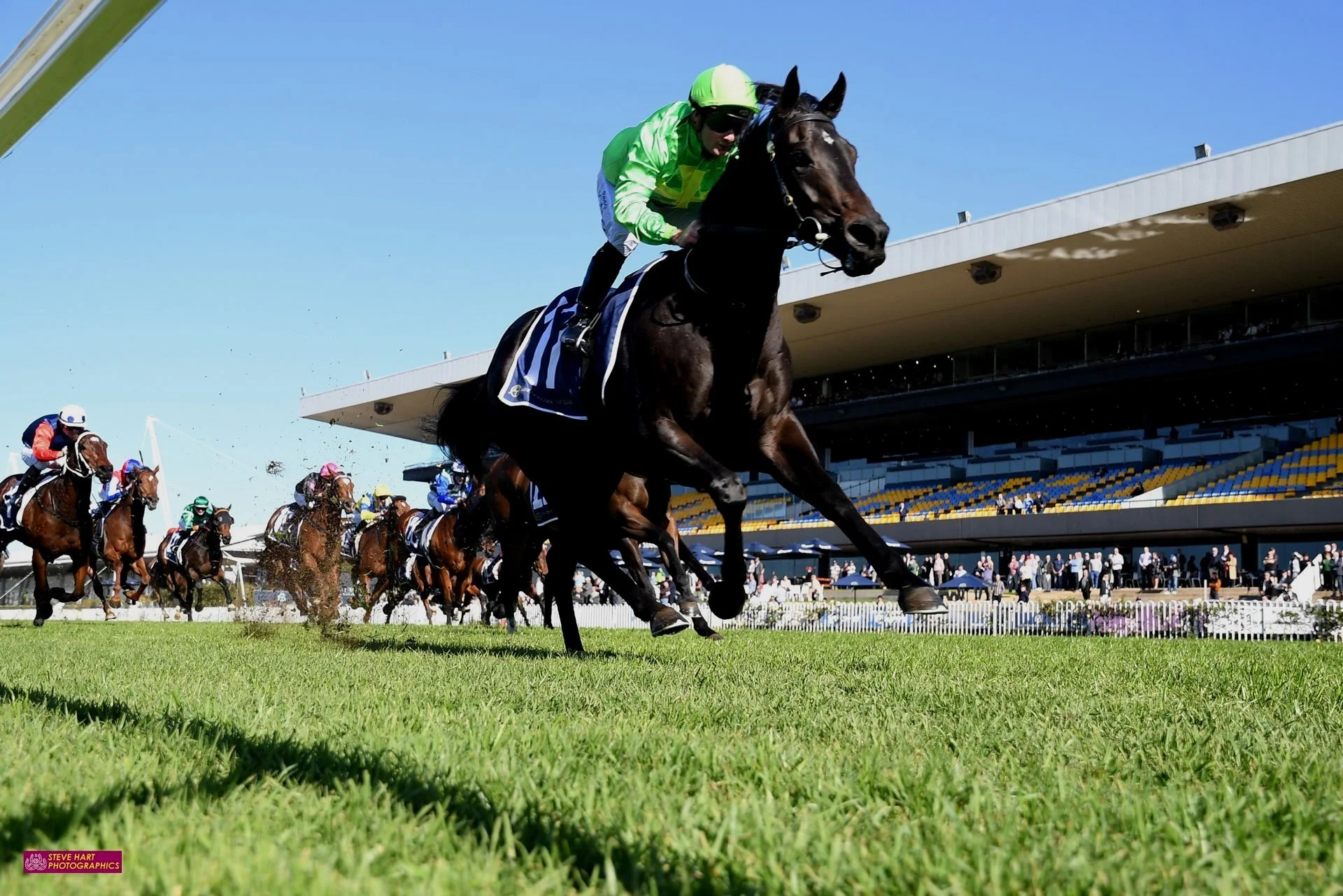 KRISTEN’S STILL ON THE MIDWAY LEADERBOARD