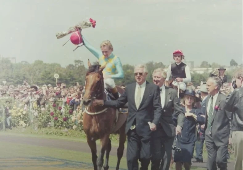 STEVE HART CHATS WITH FORMER HIGH PROFILE JOCKEY SHANE DYE