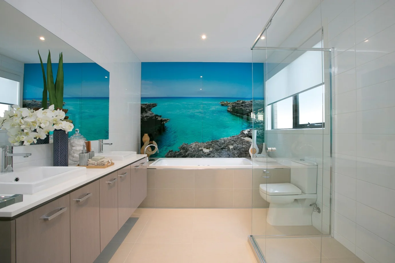 Truganina ensuite glass wall image.jpg