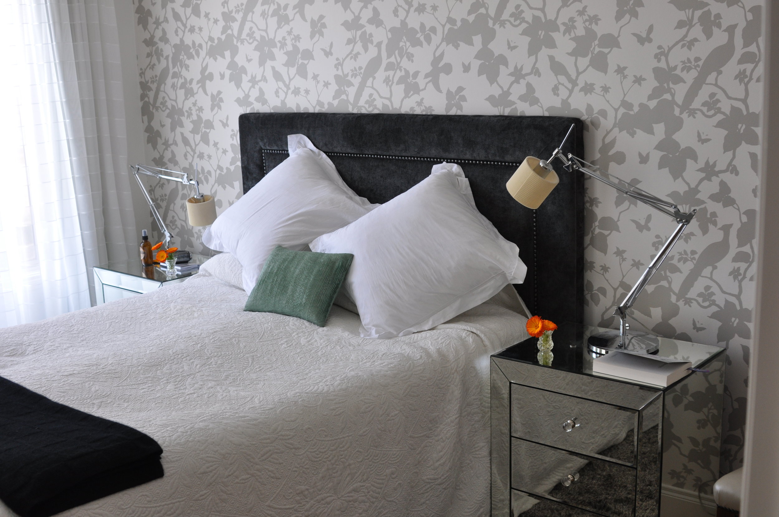 Easte Melbourne Bedhead adn Wallpaper.JPG