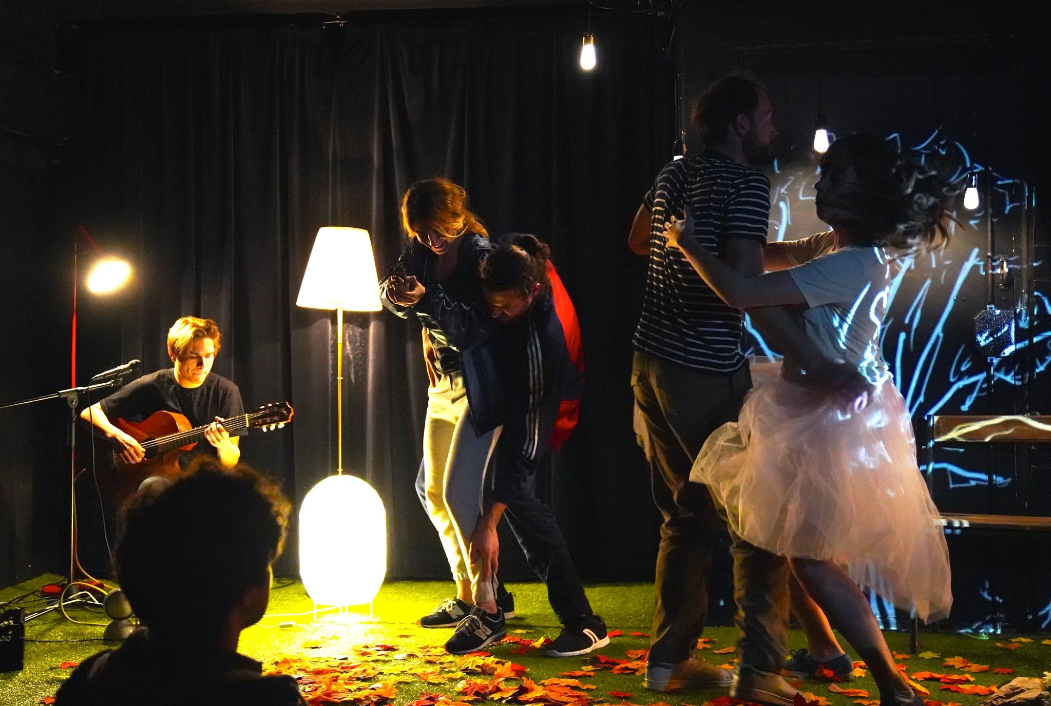 Les_Idiots_Collectif_Theatre_La_Capsule.jpg