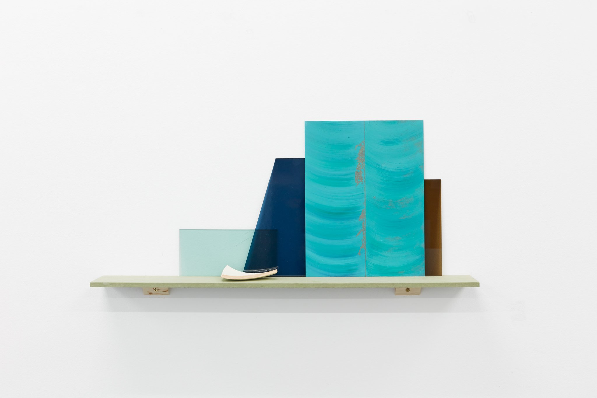  Berlin Shards 1, 2020   acrylic on pvc, plexiglass, ceramics 40 x 60 cm 