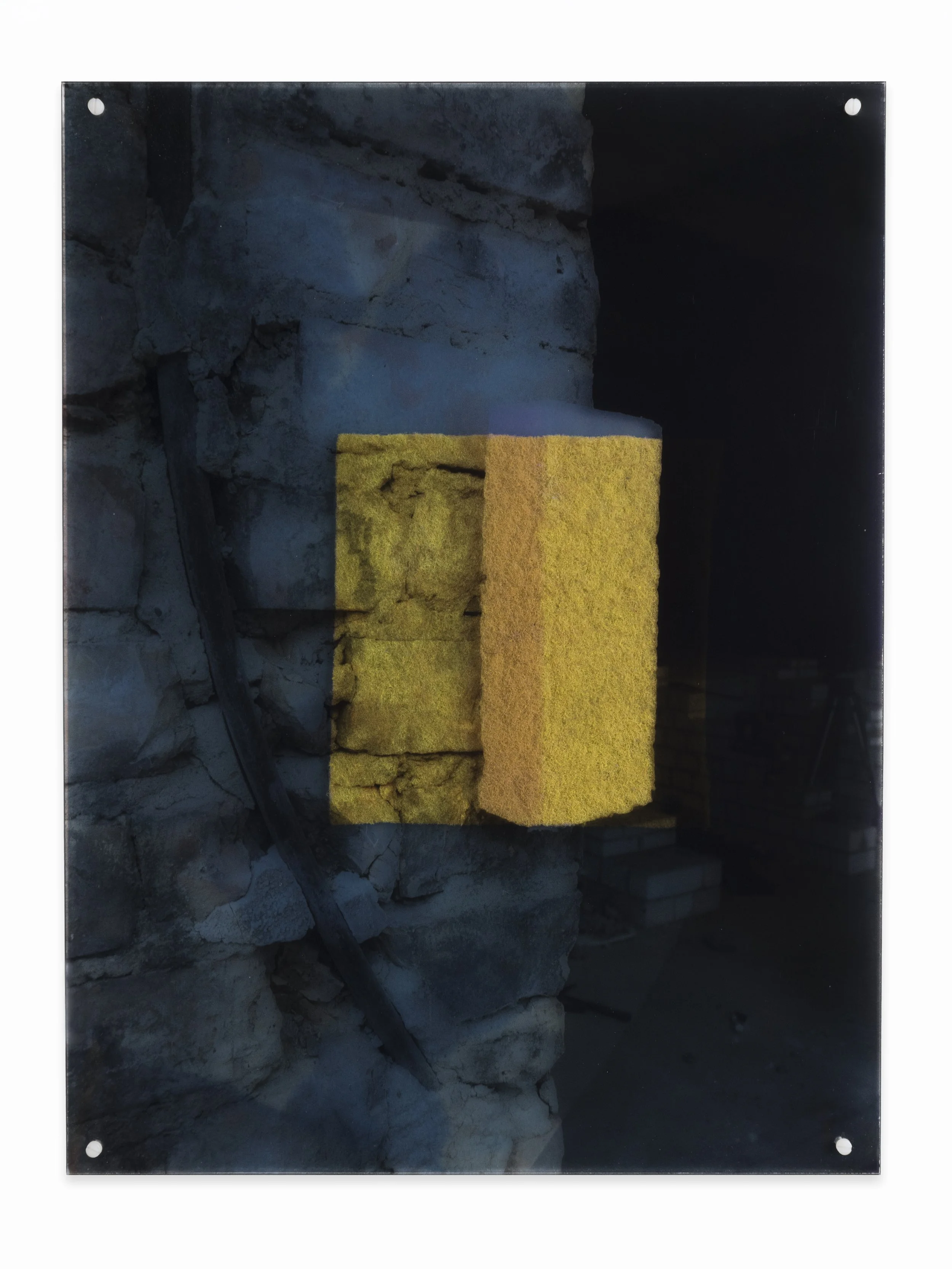 A Little Insulation (2025)
40 x 30 cm
UV direct print on plexi