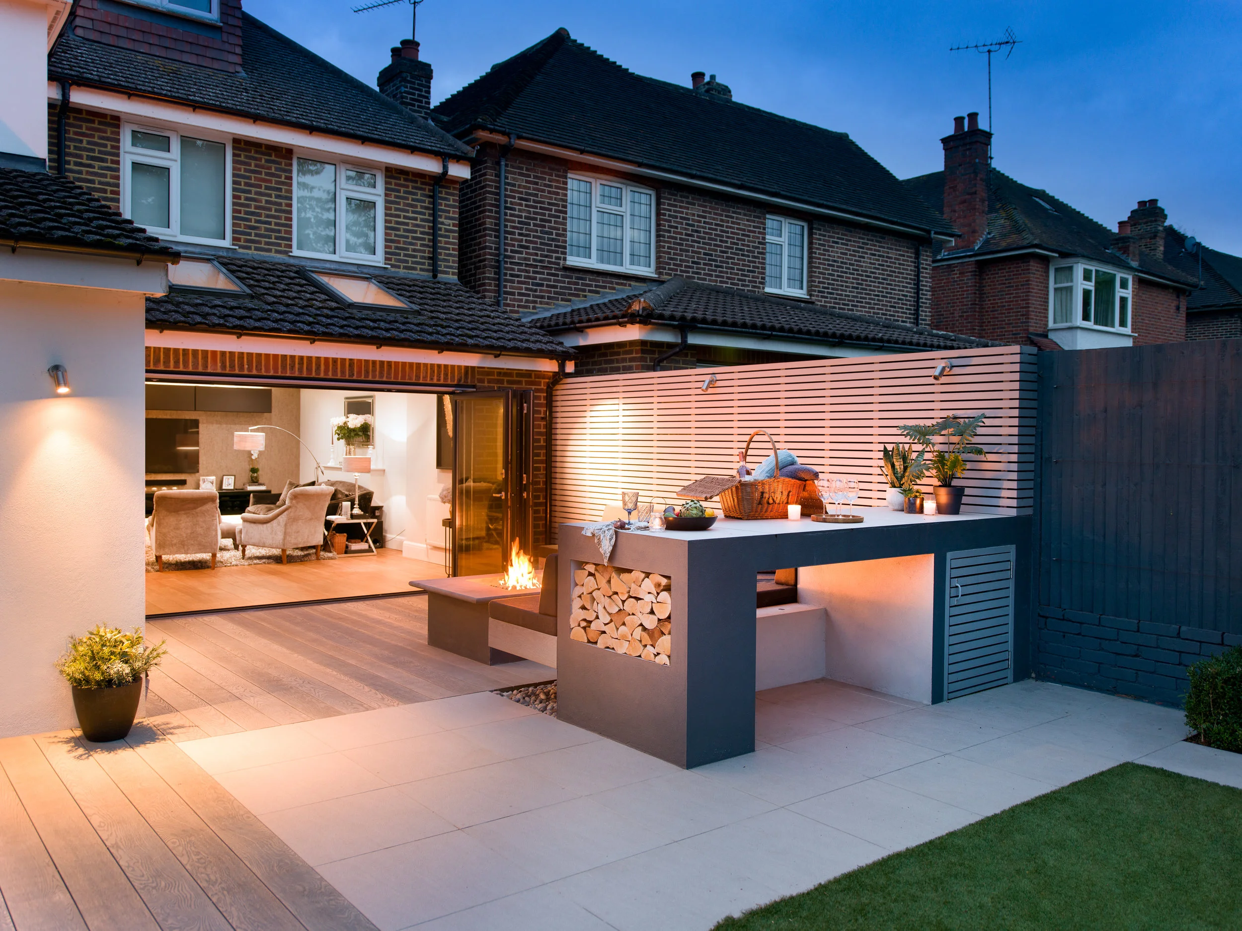 Garden: Rooms Without Roofs